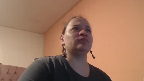 Snapshot of miaabrownn chatting on February 18, 2025, 7:19 pm MIA online show from February 18, 2025, 7:19 pm