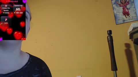 Snapshot of miaabrownn chatting on February 19, 2025, 7:05 pm MIA online show from February 19, 2025, 7:05 pm