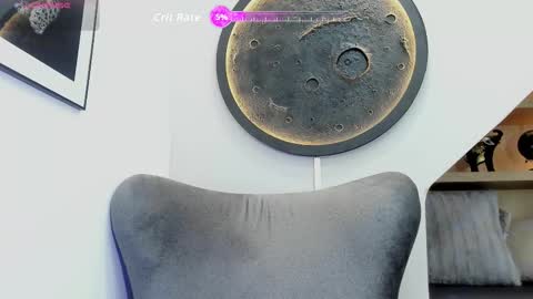 Mia online show from February 14, 2026, 12:24 pm