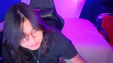 Mia online show from February 16, 2026, 2:29 am