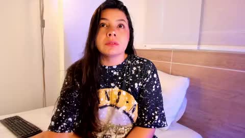 Snapshot of miadanielss chatting on May 12, 2026, 12:35 pm IG Yojanagomez online show from May 12, 2026, 12:35 pm