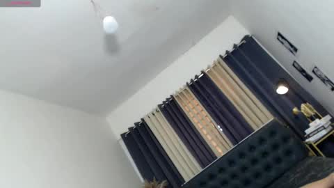 miafuckingwill online show from January 18, 2025, 2:14 am