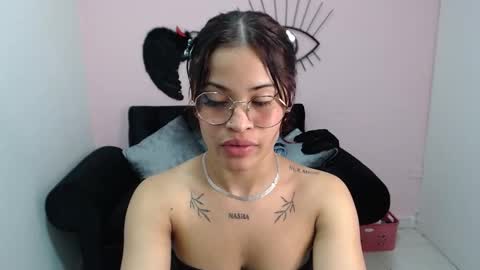 Snapshot of miafuckpussyhard chatting on October 25, 2025, 12:40 am miafuckpussyhard online show from October 25, 2025, 12:40 am