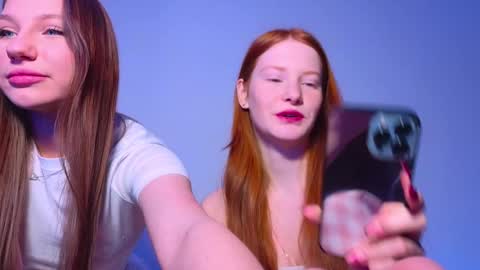 Snapshot of miakeler chatting on January 21, 2025, 8:11 pm milanaaaa online show from January 21, 2025, 8:11 pm