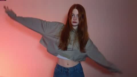 Snapshot of miakeler chatting on January 31, 2025, 7:29 pm milanaaaa online show from January 31, 2025, 7:29 pm