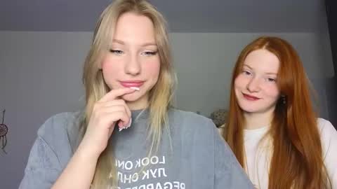 Snapshot of miakeler chatting on March 12, 2025, 6:33 pm milanaaaa online show from March 12, 2025, 6:33 pm