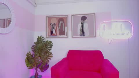 Mia Khalifa online show from January 12, 2026, 3:34 am