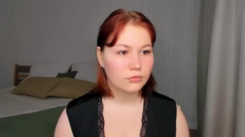 Snapshot of mialacrice chatting on May 19, 2026, 11:27 am mialacrice online show from May 19, 2026, 11:27 am