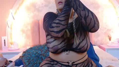 Mia online show from January 10, 2026, 4:25 am