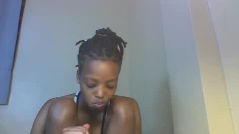 Muffin online show from November 25, 2025, 12:21 am