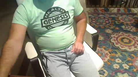 Snapshot of miamiwrestler chatting on January 19, 2026, 1:37 pm miamiwrestler online show from January 19, 2026, 1:37 pm