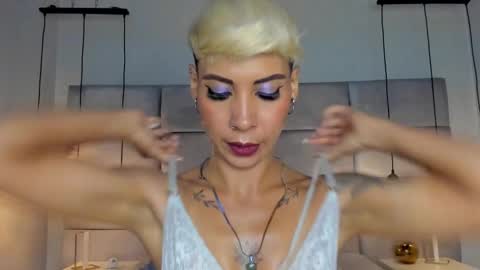 Mia Morgann online show from January 12, 2025, 5:22 pm