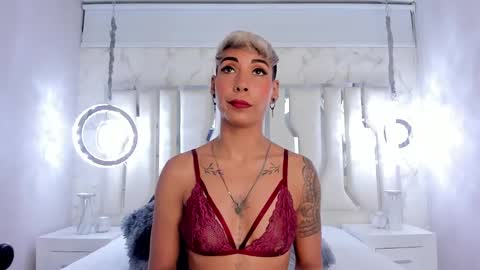 Mia Morgann online show from March 10, 2025, 5:18 pm