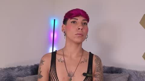 Mia Morgann online show from November 27, 2025, 1:46 pm