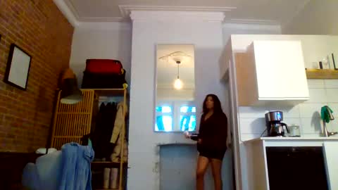 MiaMuffn online show from September 19, 2025, 6:19 pm