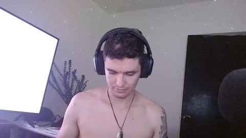 Snapshot of miaou_miaou chatting on January 8, 2025, 6:41 pm miaou_miaou online show from January 8, 2025, 6:41 pm