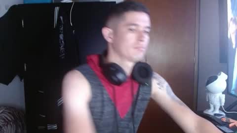 Snapshot of miaou_miaou chatting on February 17, 2025, 3:15 am miaou_miaou online show from February 17, 2025, 3:15 am