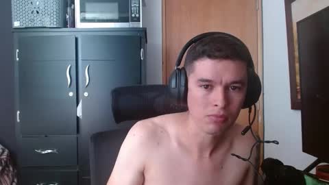 Snapshot of miaou_miaou chatting on February 23, 2025, 4:13 pm miaou_miaou online show from February 23, 2025, 4:13 pm