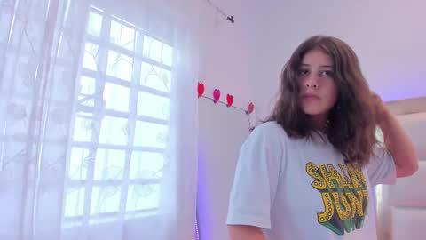 Sweetie Mia online show from March 1, 2025, 6:32 pm