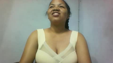 miarii online show from November 11, 2025, 6:08 pm