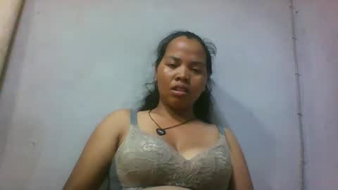 Snapshot of miarii chatting on April 26, 2026, 10:35 am miarii online show from April 26, 2026, 10:35 am