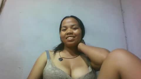 Snapshot of miarii chatting on May 5, 2026, 3:20 pm miarii online show from May 5, 2026, 3:20 pm