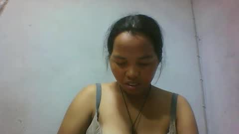 Snapshot of miarii chatting on May 7, 2026, 6:08 am miarii online show from May 7, 2026, 6:08 am