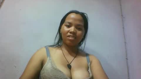 Snapshot of miarii chatting on May 7, 2026, 6:24 pm miarii online show from May 7, 2026, 6:24 pm