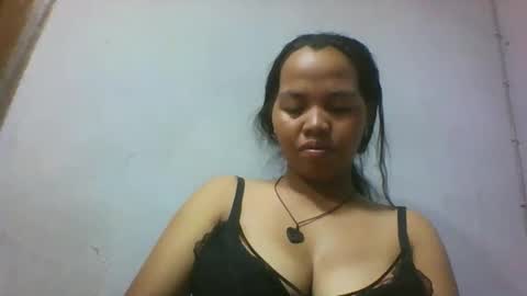 Snapshot of miarii chatting on May 19, 2026, 4:24 pm miarii online show from May 19, 2026, 4:24 pm