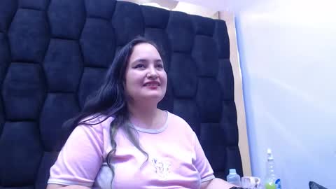 MiaRouse online show from February 8, 2026, 12:19 pm