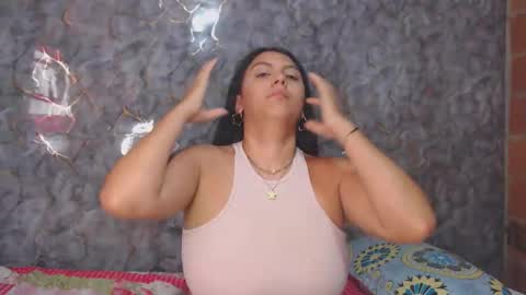 miarouse1531 online show from December 18, 2025, 2:56 pm