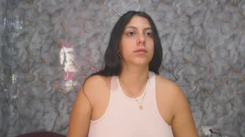 Snapshot of miarouse1531 chatting on April 7, 2026, 1:22 pm miarouse1531 online show from April 7, 2026, 1:22 pm