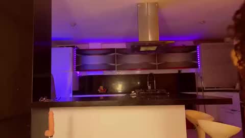 MiaHancock online show from December 2, 2024, 10:01 pm