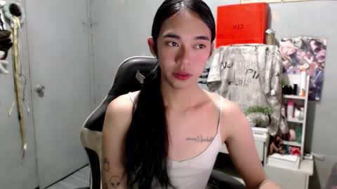 Mia online show from March 23, 2026, 6:45 pm