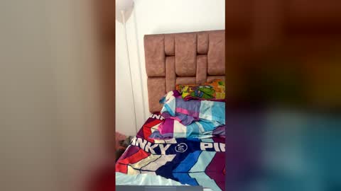 MIA VANESSA online show from March 22, 2026, 2:26 am