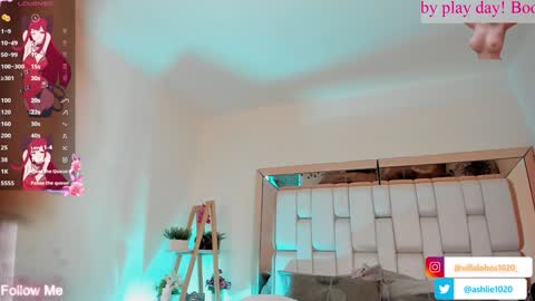 Mia Villalobos online show from January 15, 2025, 6:51 pm