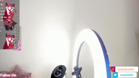 Mia Villalobos online show from March 3, 2025, 3:42 pm