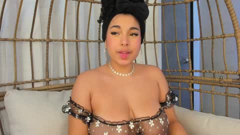 Snapshot of miawoderfull chatting on February 6, 2025, 8:39 am Mia online show from February 6, 2025, 8:39 am