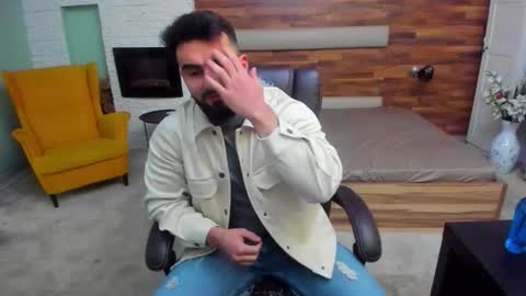 MicahLane online show from December 22, 2025, 5:26 am