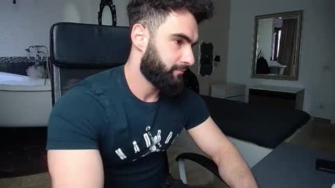 Snapshot of micahlane chatting on March 31, 2026, 4:57 am MicahLane online show from March 31, 2026, 4:57 am