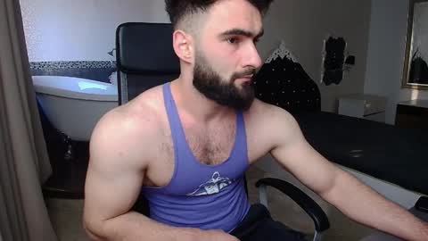 Snapshot of micahlane chatting on April 5, 2026, 4:42 am MicahLane online show from April 5, 2026, 4:42 am