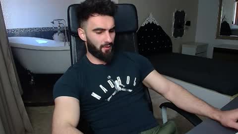 Snapshot of micahlane chatting on April 6, 2026, 4:43 am MicahLane online show from April 6, 2026, 4:43 am