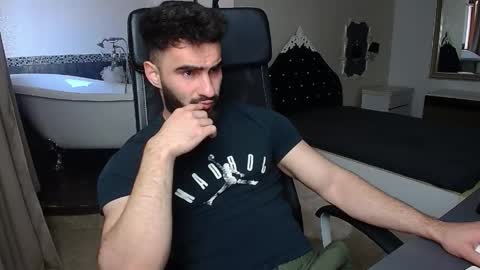 Snapshot of micahlane chatting on April 6, 2026, 4:46 am MicahLane online show from April 6, 2026, 4:46 am