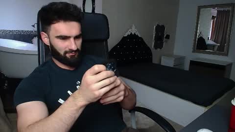 Snapshot of micahlane chatting on April 11, 2026, 4:39 am MicahLane online show from April 11, 2026, 4:39 am