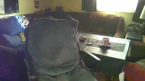 Micha online show from April 11, 2026, 4:00 pm