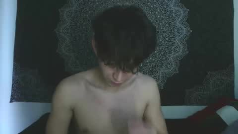 Snapshot of michaeel_blue chatting on May 26, 2026, 4:14 pm Michael online show from May 26, 2026, 4:14 pm