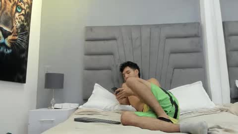 Snapshot of michael__ross chatting on January 15, 2026, 11:15 am Michael Ross online show from January 15, 2026, 11:15 am