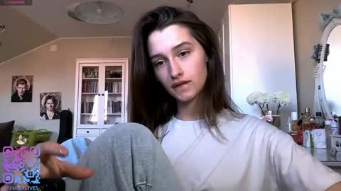 Emily online show from April 5, 2026, 2:03 pm