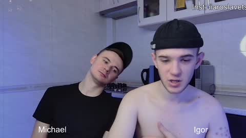 Snapshot of michael_sexdevil chatting on January 17, 2025, 12:10 pm michael_sexdevil online show from January 17, 2025, 12:10 pm