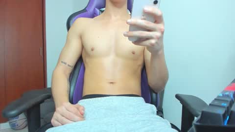 Michael online show from December 20, 2025, 3:24 am